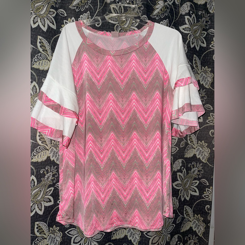 Women’s plus size top